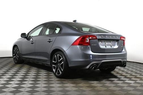 Osmium Gray Metallic 2017 Volvo S60 T5 Dynamic