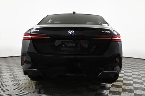 2026 BMW 530 i xDrive