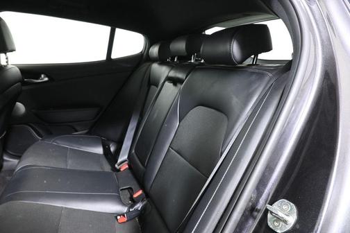 Metal 2020 Kia Stinger GT-Line