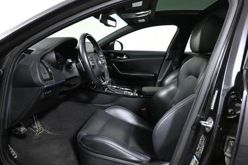 Metal 2020 Kia Stinger GT-Line