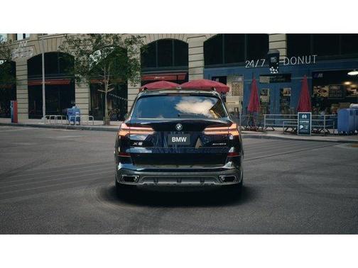 Black 2026 BMW X5 PHEV xDrive50e