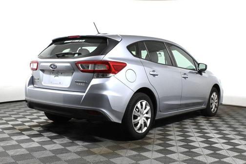 2017 Subaru Impreza 2.0i