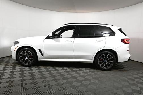 Alpine White 2022 BMW X5 xDrive40i