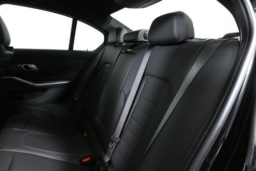 2026 BMW 330 I XDrive NA