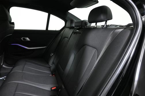 2021 BMW 330e xDrive