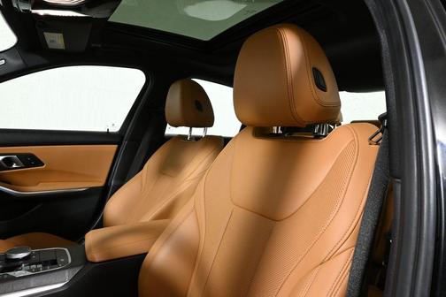 2024 BMW 330 i xDrive