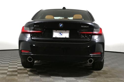 2024 BMW 330 i xDrive