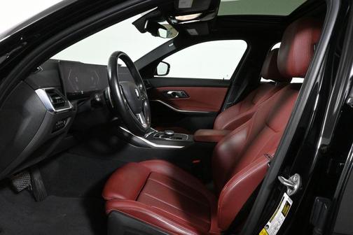 2023 BMW 330 i xDrive