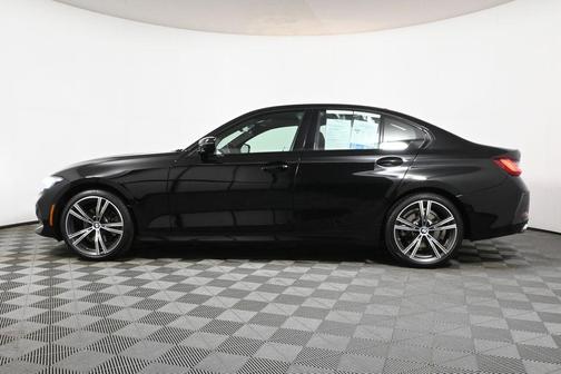 2023 BMW 330 i xDrive