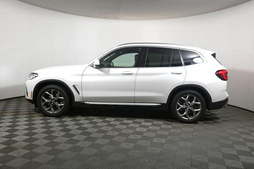 Mineral White Metallic 2023 BMW X3 xDrive30i