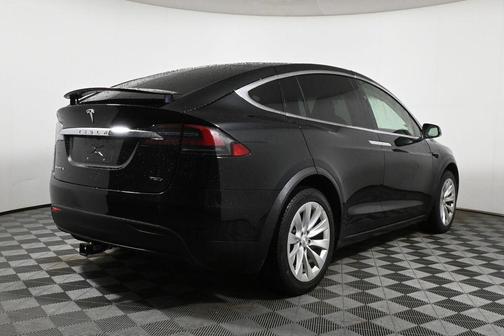 2017 Tesla Model X 75D