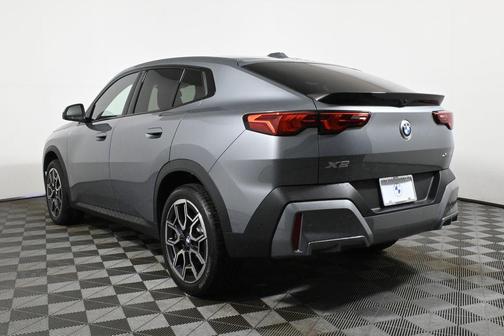 2025 BMW X2 xDrive28i