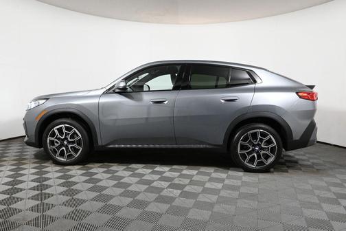 2025 BMW X2 xDrive28i