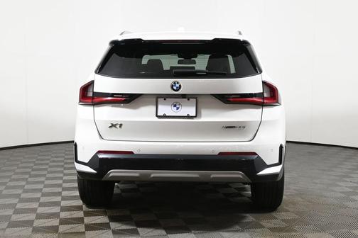 Alpine White 2023 BMW X1 xDrive28i