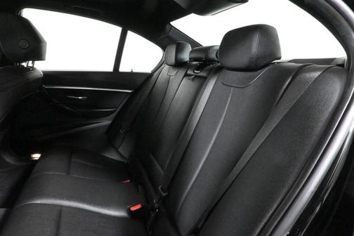 2018 BMW 330 i xDrive