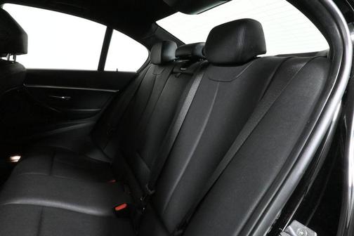 2018 BMW 330 i xDrive