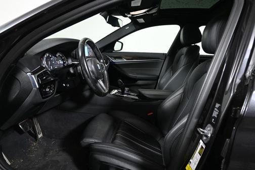 Dark Graphite Metallic 2019 BMW 540 i xDrive