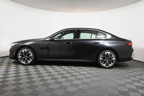 2025 BMW 530 i xDrive