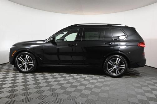 2026 BMW X7 M60i