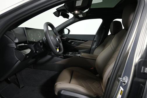 2026 BMW 530 i xDrive