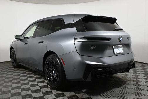 2026 BMW iX xDrive45