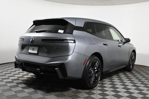 2026 BMW iX xDrive45