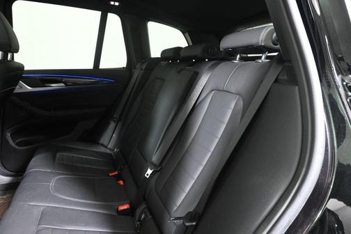 Black Sapphire Metallic 2024 BMW X3 M40i