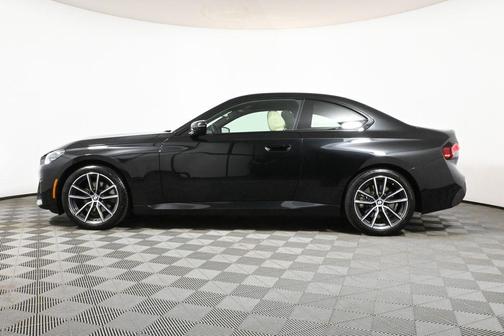 2024 BMW 230 i xDrive