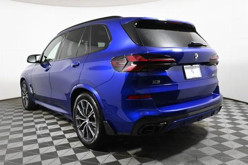 2025 BMW X5 M60i