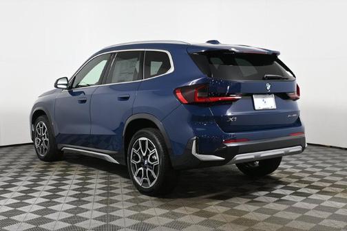 Night 2026 BMW X1 xDrive28i