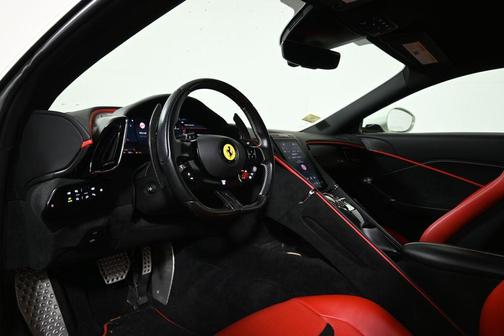 2023 Ferrari Roma Base