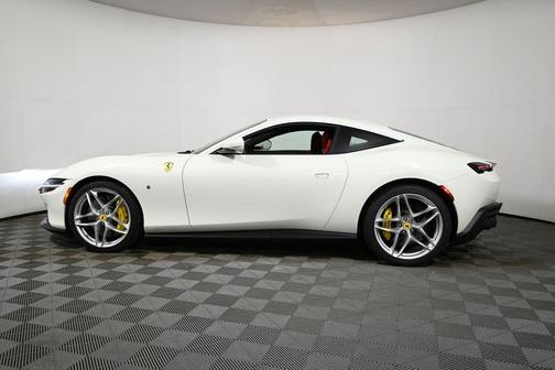 2023 Ferrari Roma Base