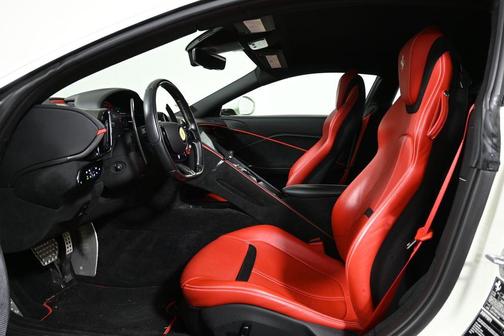 2023 Ferrari Roma Base