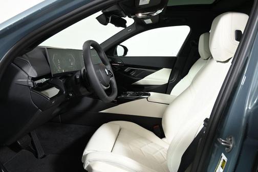 2026 BMW 530 i xDrive