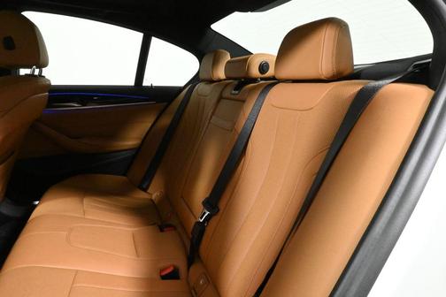 2022 BMW 530 i xDrive
