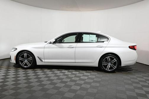 2022 BMW 530 i xDrive