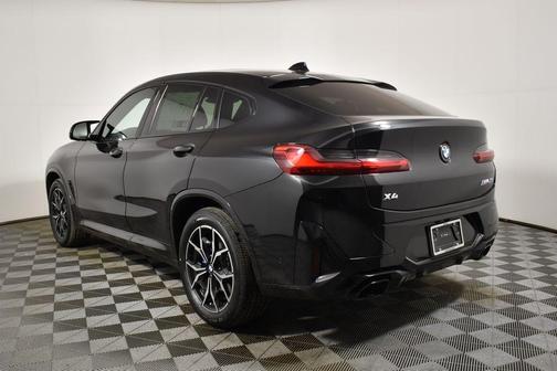 2024 BMW X4 M40i