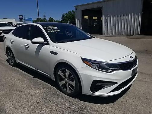 Snow White Pearl 2019 Kia Optima S