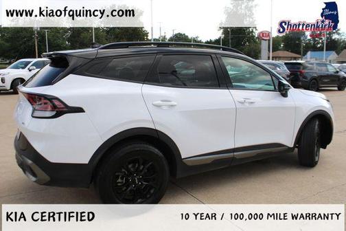 Glacial White Pearl 2023 Kia Sportage S