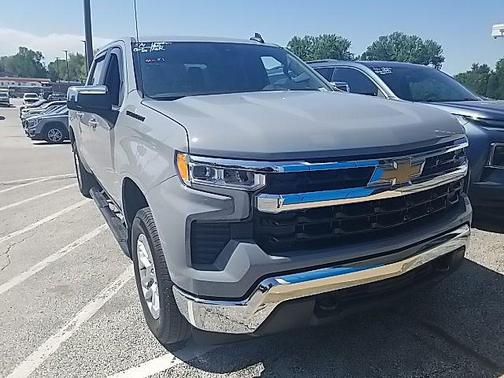 Slate Gray Metallic 2024 Chevrolet Silverado 1500 LT