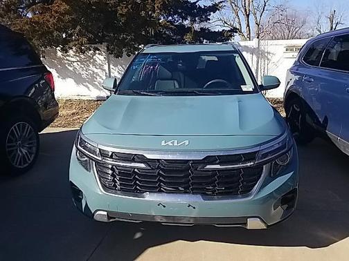 2024 Kia Seltos EX