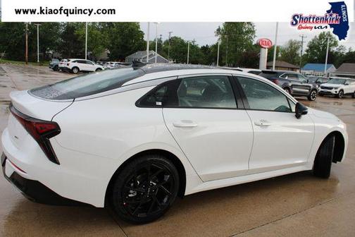 White Pearl 2026 Kia K5 GT-Line