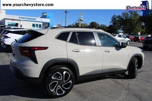2026 Chevrolet Trax FWD 2RS