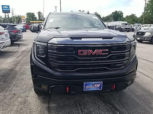 Onyx Black 2023 GMC Sierra 1500 AT4