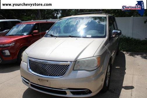 2014 Chrysler Town & Country Touring-L