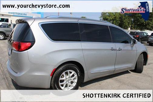 2020 Chrysler Pacifica Touring L