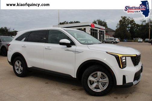 Glacial White Pearl 2026 Kia Sorento LX
