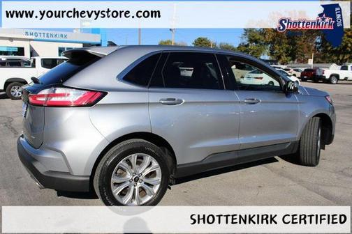 2023 Ford Edge Titanium
