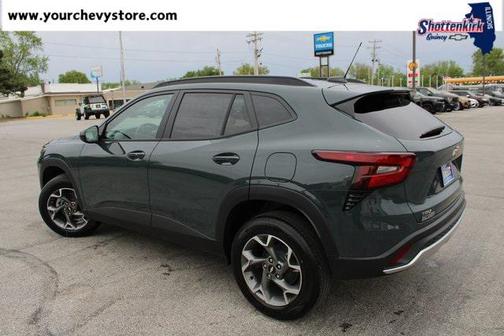 2025 Chevrolet Trax LT