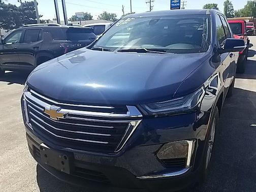 Northsky Blue Metallic 2023 Chevrolet Traverse LT Cloth